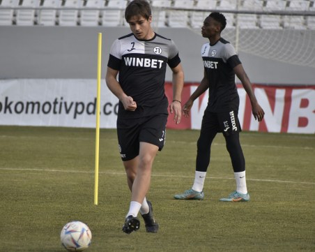 Томаш взе двама юноши за контролата с Марица