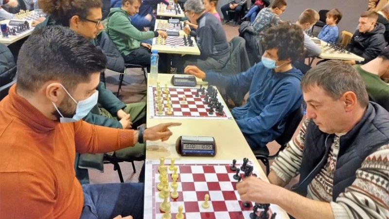 40 шахматисти участваха на международен турнир в Пловдив