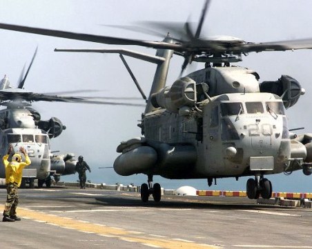 Американски боен хеликоптер изчезна, на борда е имало петима души
