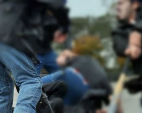 Масово бой с тръби и вериги в Плевенско, шестима са в ареста