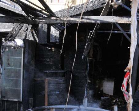 Пловдивчанин задигна оборота и запали магазина, в който работи, осъдиха го след близо 6 години