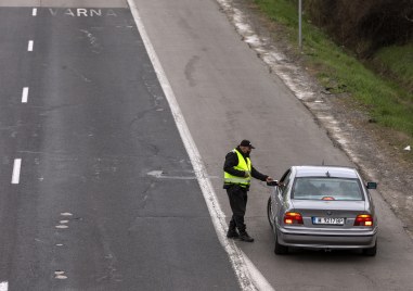 Европарламентът предлага резолюция за издирване и наказване на шофьори хванати