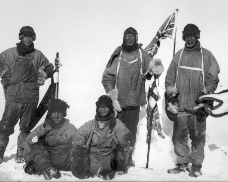 На този ден: В Антарктида са намерени телата от експедицията на Робърт Скот, достигнали Южния полюс