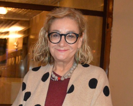 Проф. Евелина Келбечева: Учебниците още са без термина 