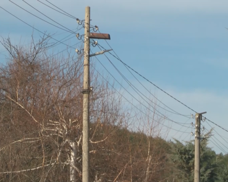Вече втора седмица пазарджишко село е без улично осветление