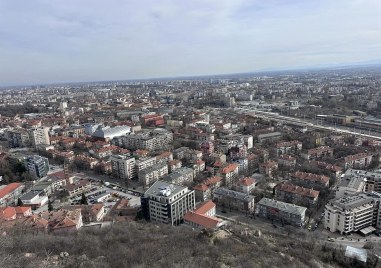 Кметът на Пловдив Костадин Димитров сподели няколко снимки от върха