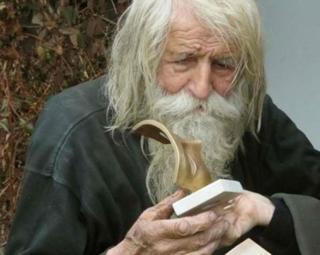 Прощаваме се с дядо Добри - светецът, дарил всичките си имоти на Българската православна църква