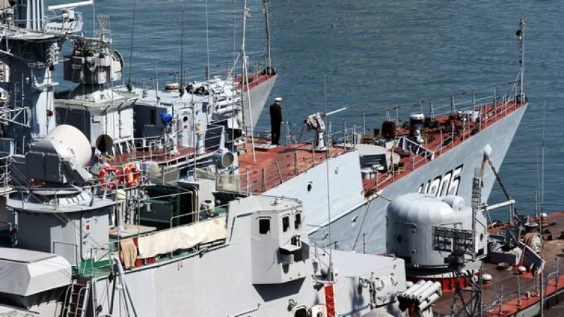 Русия отблъсна атака с дронове срещу транспортни кораби в Червено море
