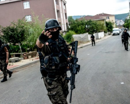 Стрелба на предизборно събитие в Истанбул, 32-годишна е тежко ранена