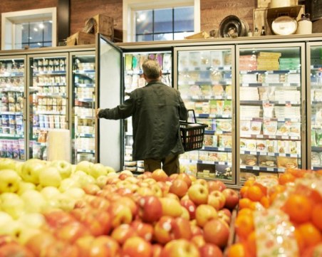 Цените на храните у нас продължават да се повишават, макар и минимално