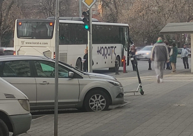За пътен инцидент на кръстовище на бул Васил Априлов сигнализираха