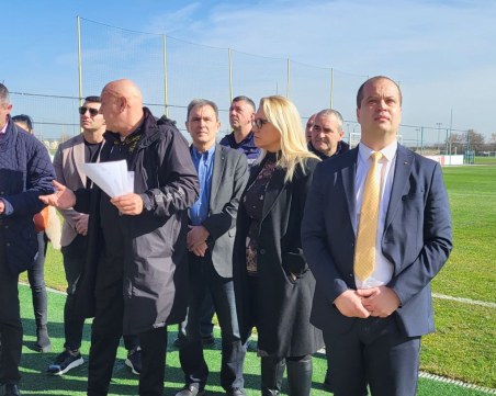 Областният управител на Пловдив инспектира стадиона на ПФК „Ботев” в Коматево