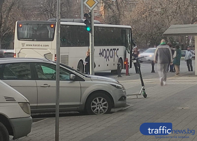 Заради паркирал върху инвалидно паркомясто: Камион предизвика пътен инцидент в Пловдив