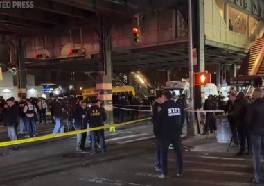 Един човек бе убит а петима ранени при стрелба в метрото на