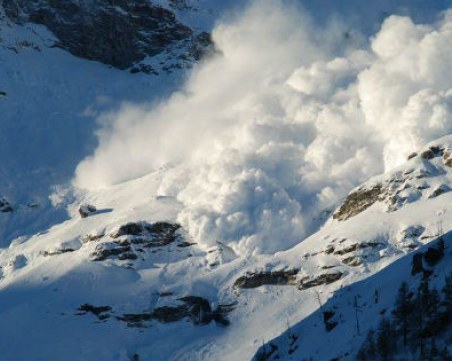 ПСС: Лавинната опасност в планините остава висока