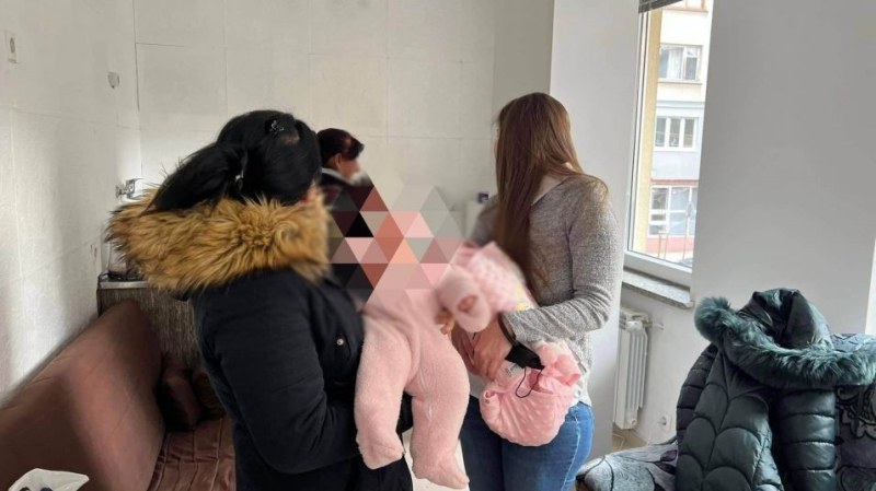 Съдът решава до месец за обезщетението за разменените бебета в Шейново
