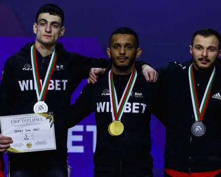 Още една титла за България на Европейското по щанги