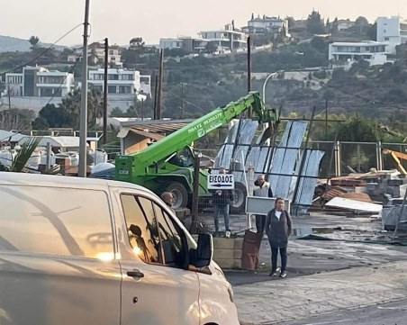 Торнадо удари Кипър, нанесе огромни щети