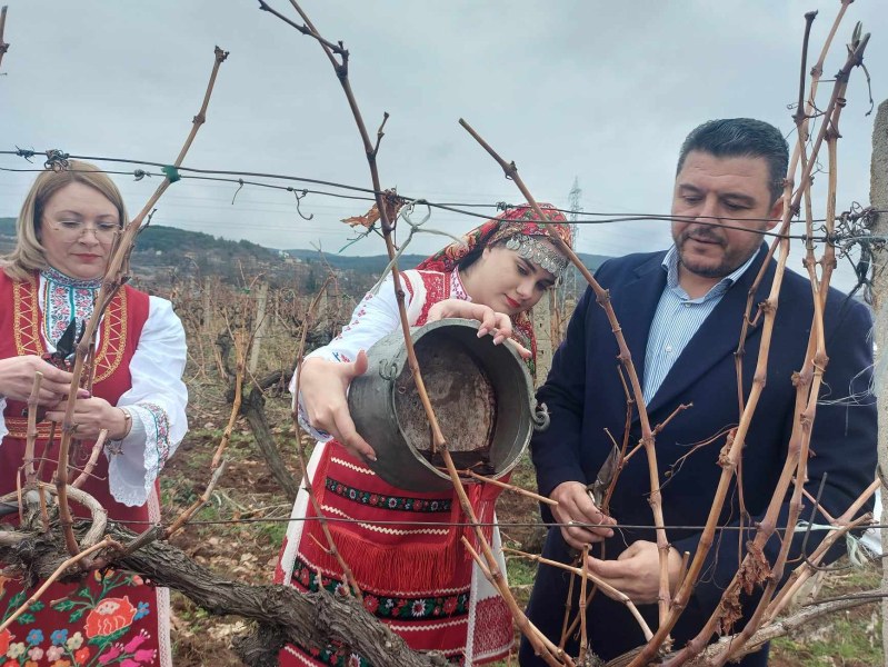 В община Родопи“ спазиха традицията и навръх днешния празник на
