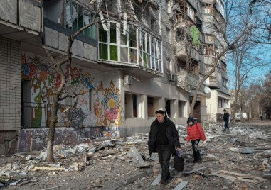 Възстановяването на икономиката на Украйна след инвазията на Русия преди близо