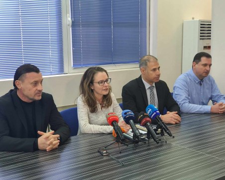 Край Пловдив: Арестуваха македонец и българин, превозвали над 130 кг марихуана от Европа към Турция