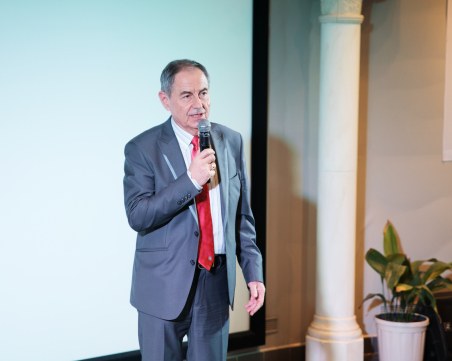 Общинският съвет единодушен - обяви Любозар Фратев за Почетен гражданин на Пловдив