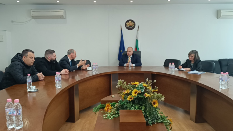 Днес в Областна администрация Пловдив се проведе среща между областния