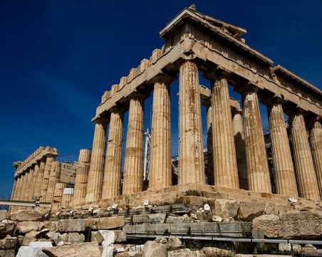 Гърция узакони еднополовите бракове