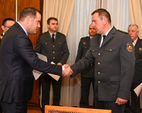 Повишиха шефа на пловдивската пожарна Васил Димов в старши комисар
