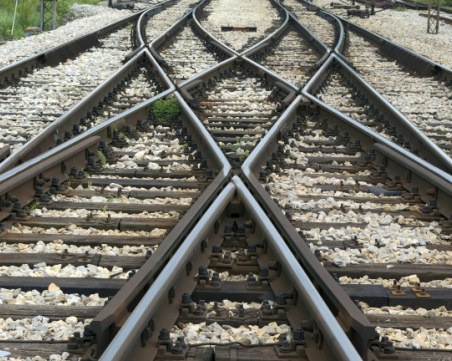 Влак блъсна и уби жена край Стара Загора