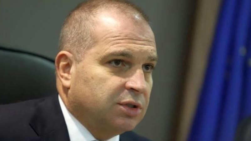 Гроздан Караджов: Комисията в парламента за Нотариуса е, за да потули следите