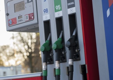Цената на горивата по родните бензиностанции отново тръгна нагоре Това