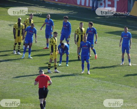 Ботев се издъни на старта на втория полусезон, загуби от Крумовград след дузпа в 90-та минута