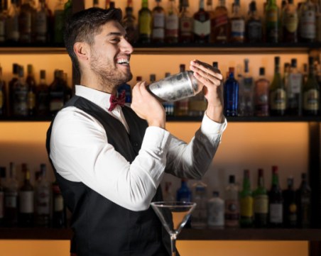 Колко бакшиш да оставяме на барманите?