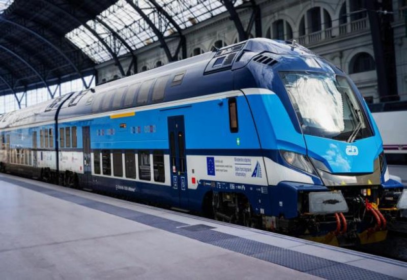 Министерство на транспорта пратило документи по поръчката за нови влакове на ЕК