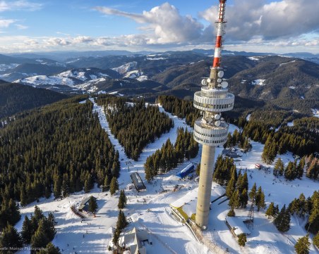 Скиор се бори за живота си след падане в Пампорово
