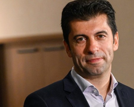 Условна присъда за хакера, разбил профила на Кирил Петков