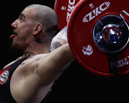 Христо Христов със сребърен медал от Европейското в категория до 109 килограма