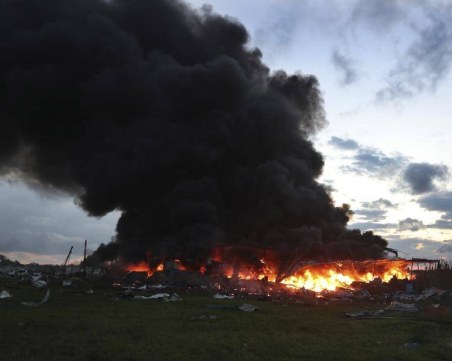 Израелската армия съобщи за нанесени удари по оръжейни складове в Южен Ливан