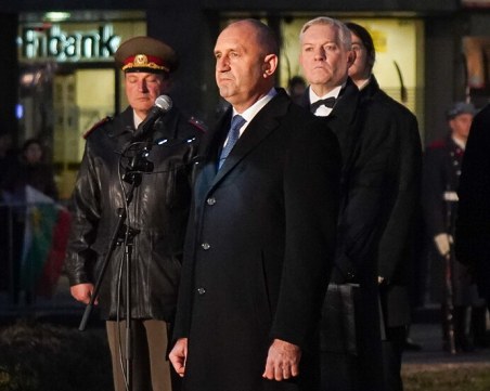 Румен Радев: Пътят към Левски е труден и стръмен и по него се върви с дела