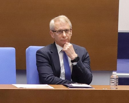 Денков пред Би Би Си: Правителството прави всичко възможно да няма заобикаляне на санкциите срещу Русия