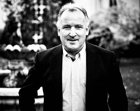 Стоичков за Бреме: Черен ден за футбола, отиде си един от най-железните защитници в историята