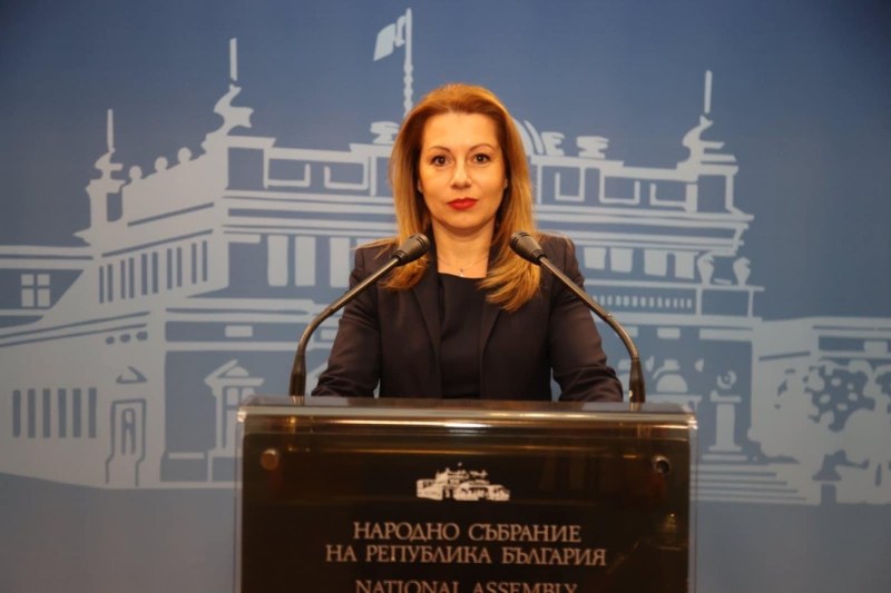 Бившата депутатка Лилия Недева се похвали, че е започнала нова