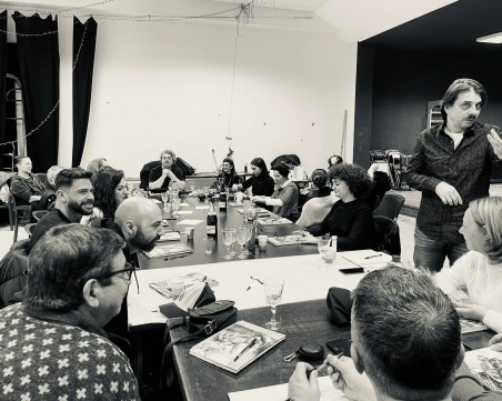 Актьорите от Драмата с премиера на 