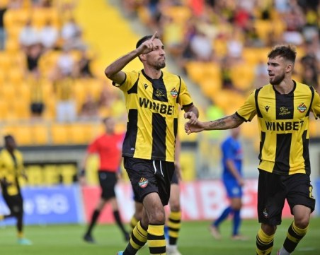 Ботев пусна билетите за мача със Спартак Варна за Купата