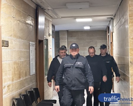 Задържаните край Пловдив заради марихуана за 3 милиона искаха на свобода, но ги оставиха в ареста