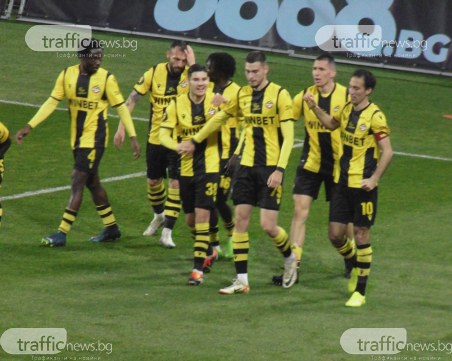 Дебютни голове на юноши донесоха първа победа на Ботев за годината