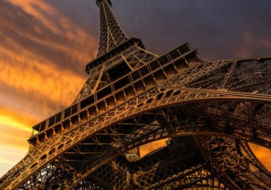 Айфеловата кула в Париж ще отвори врати отново след като
