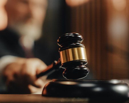 Общото събрание на адвокатите призова специалният прокурор да разследва Сарафов