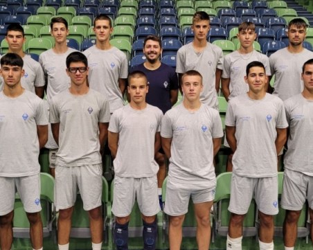 Виктория Волей завърши сезона с победа